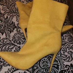 Wild Diva Size 9 booties
